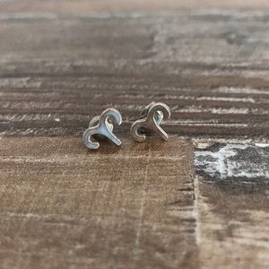 SILVER ARIES STUD EARRINGS